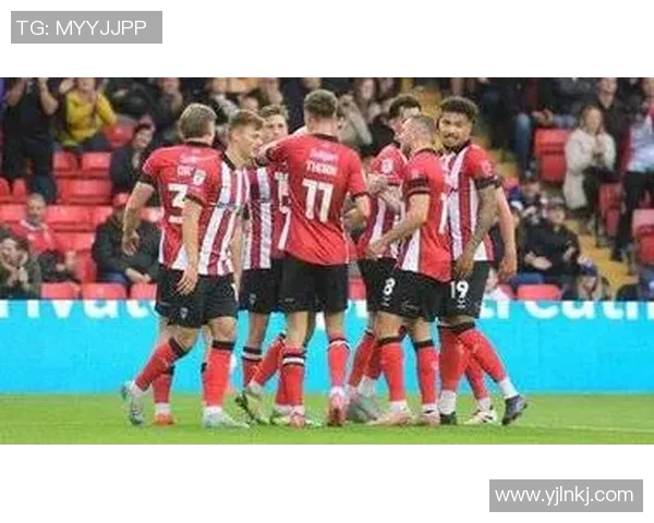 吉灵汉姆与伯顿的激烈对决揭示了英甲联赛的竞争魅力与球队实力较量 吉灵汉姆与伯顿的激烈对决揭示了英甲联赛的竞争魅力与球队实力较量